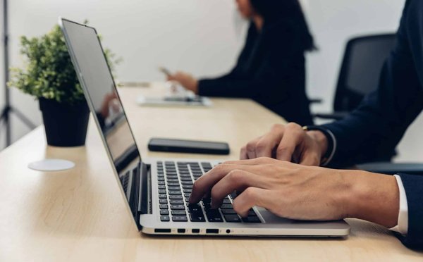 Les chatbots en entreprise : de nouveaux alliés pour interagir avec les clients